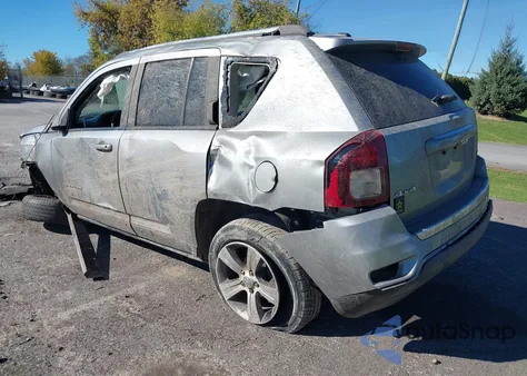 2016 Jeep Compass High Altitude Edition z USA, uszkodzony, nr VIN 1C4NJDEB6GD739395